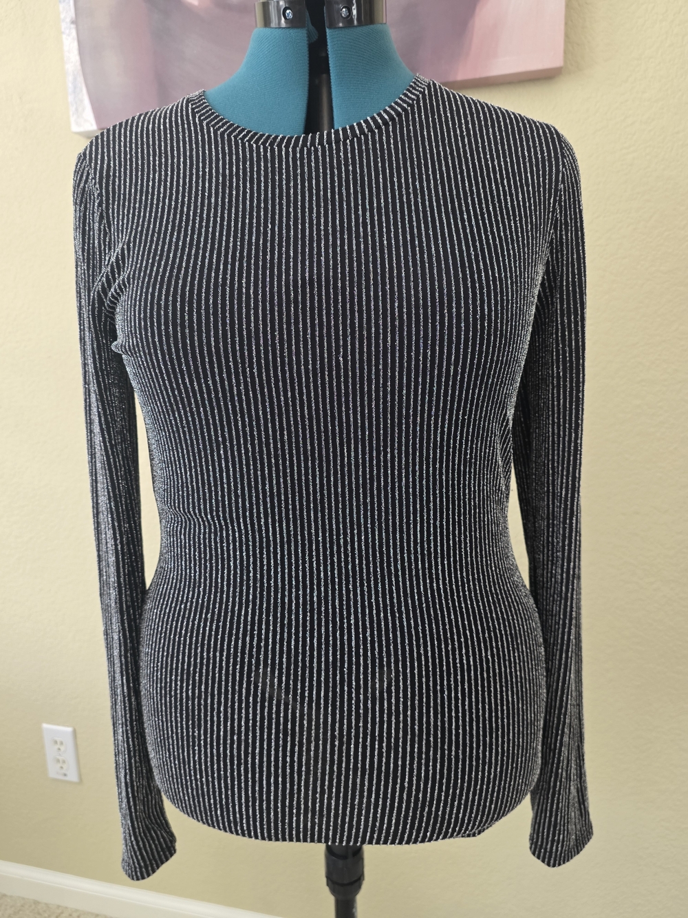 MICHAEL Michael Kors Black and Silver Metallic Ribbed Long-Sleeve Top